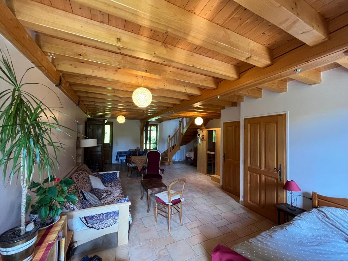 Ecolieu Le Chant Du Temps Bed & Breakfast Saint-Usuge Dış mekan fotoğraf