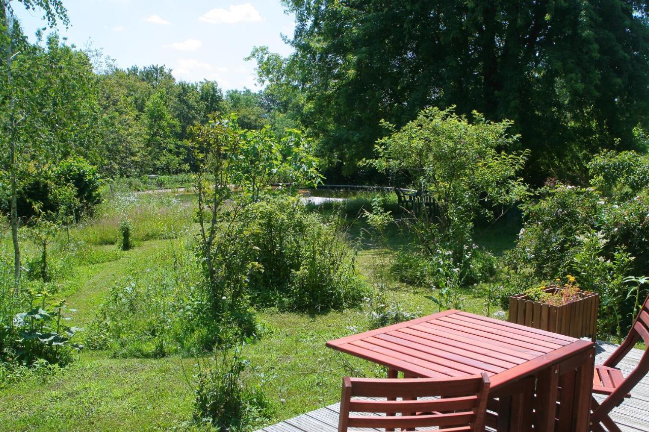 Ecolieu Le Chant Du Temps Bed & Breakfast Saint-Usuge Dış mekan fotoğraf